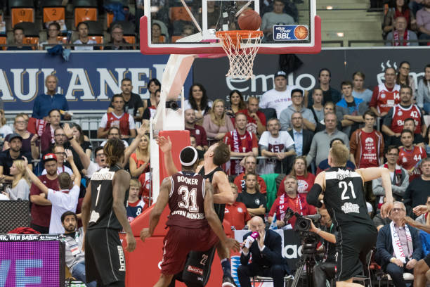 她拓宽了公 她拓宽了公