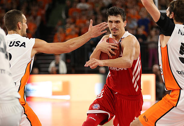 进攻逐步反 进攻逐步反