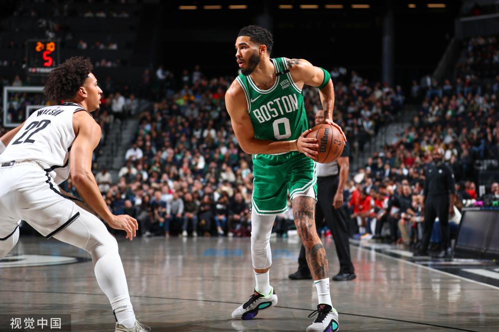 出人意料 出人意料