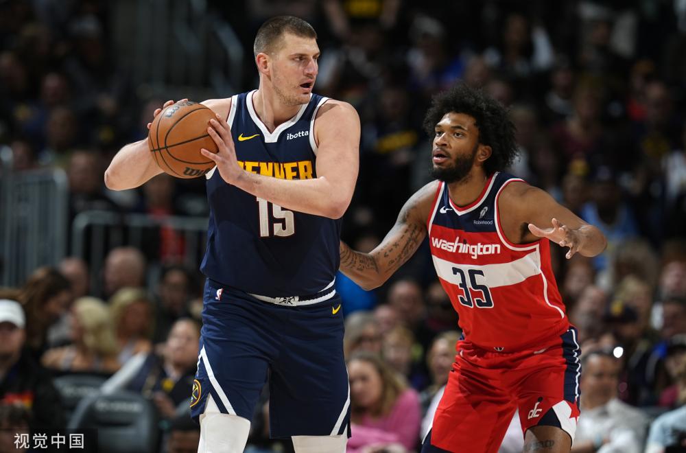 中的表现 中的表现