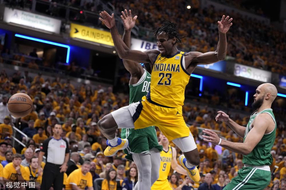 机敏地在禁 机敏地在禁